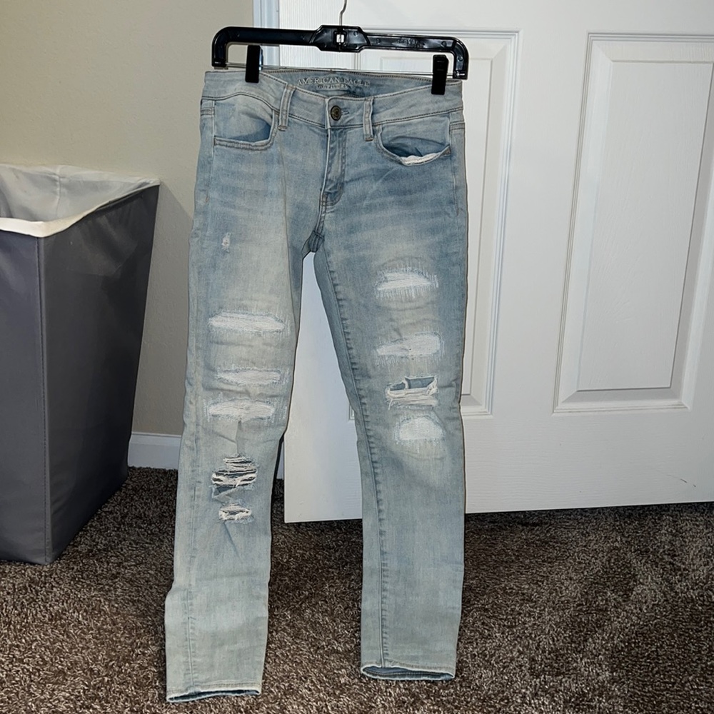 American eagle superstretch jeggings with rip details size 8 long